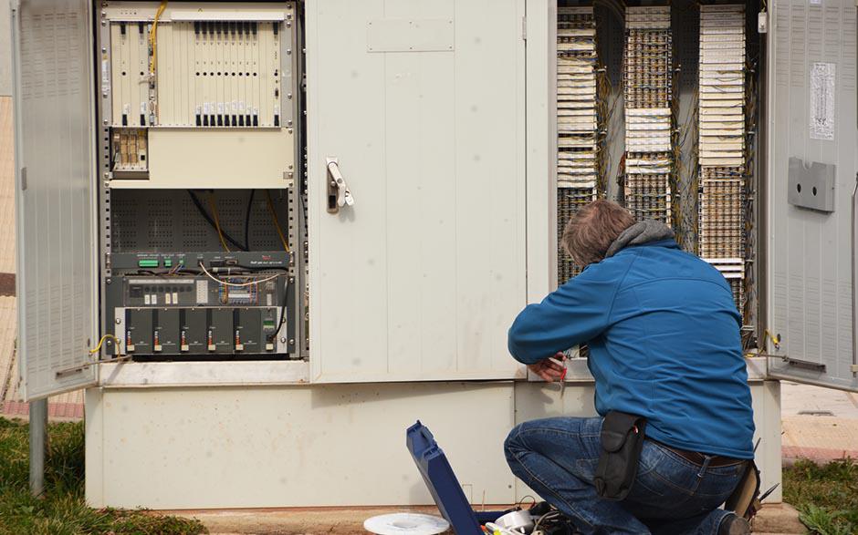 électricien de maintenance La Ville-du-Bois